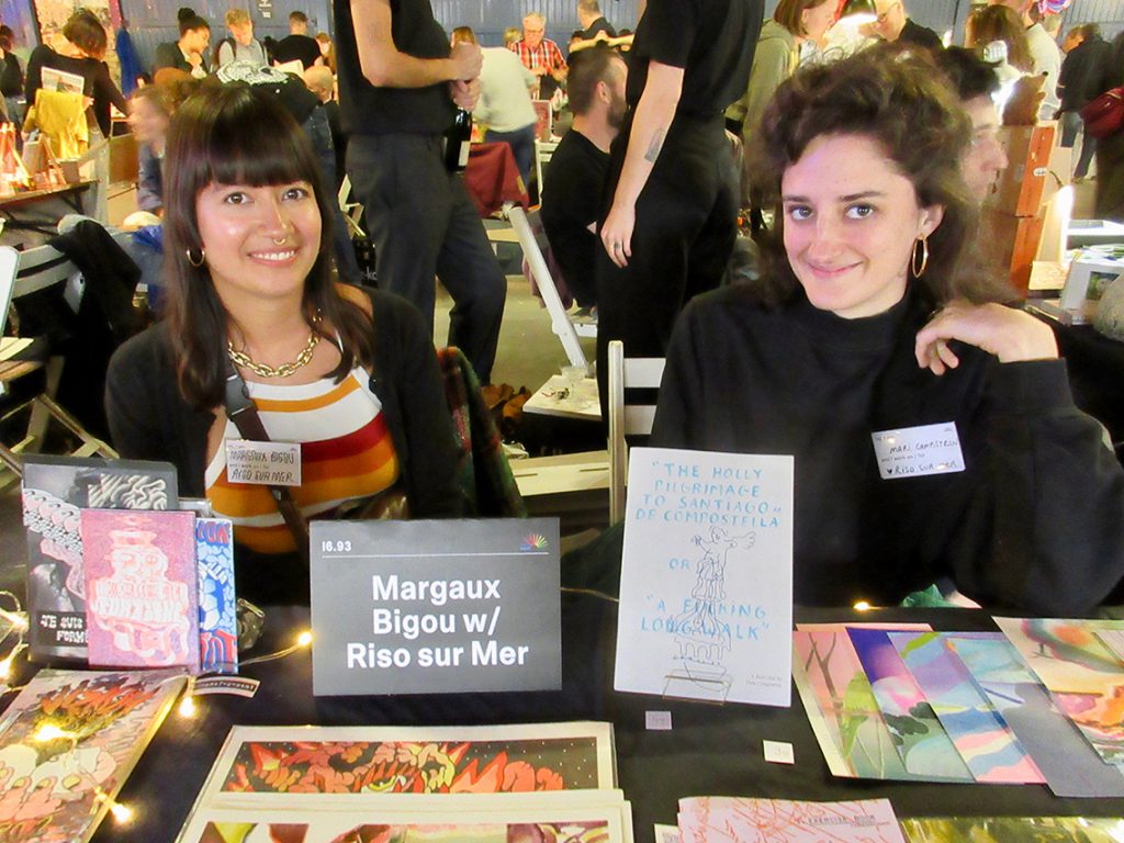 Die beiden Französinnen Margaux Bigou und Mari Campistron, die dem Künstlerkollektiv Riso sur Mer angehören, arbeiten als Illustratorinnen. Foto: Dagmar Leischow