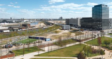 Blick auf das Baufeld 77, Schulcampus HafenCity: Zwischen Bolzplatz und Versmannstraße sollen künftig 1.400 Schüler zur Schule gehen. © Wolfgang Timpe﻿