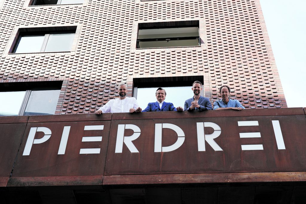 Die Pierdrei-Macher: Sebastian Drechsler, Kai Hollmann, Stefan Pallasch und Gerrit Braun (v.l n re.). Foto: Thomas Hampel