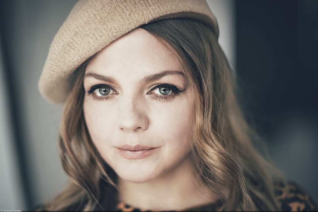 Annett Louisiana wurde bei der Hamburg-Premiere ihrer Konzerttour „Kleine große Liebe“ vom Publikum gefeiert. Foto: Christoph Köstlin