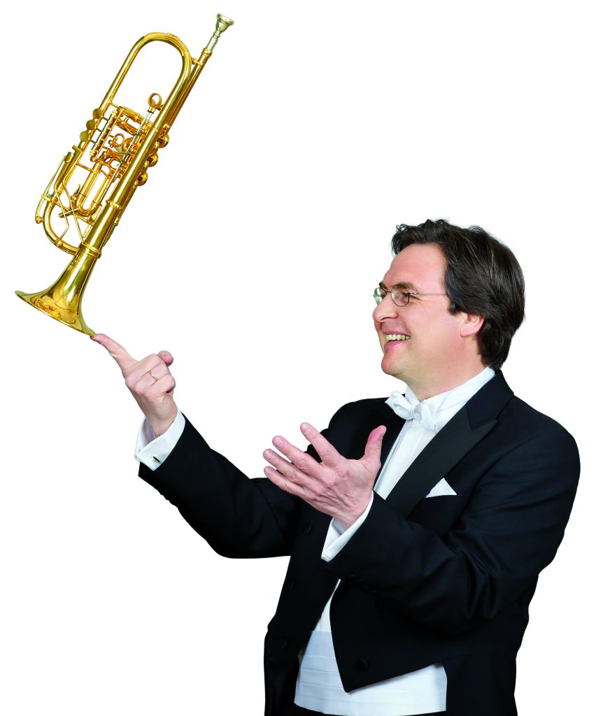 Trompeter Matthias Höfs mit dem Ensemble Arabesques im kleinen Saal der Elbphilharmonie. © Sibylle Zettler