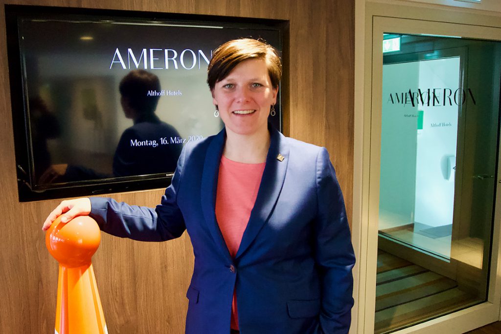 „Wir ziehen alle an einem Strang“, sagt Hoteldirektorin Jennifer Schönau vom Pierdrei Hotel HafenCity Hamburg. © Wolfgang Timpe