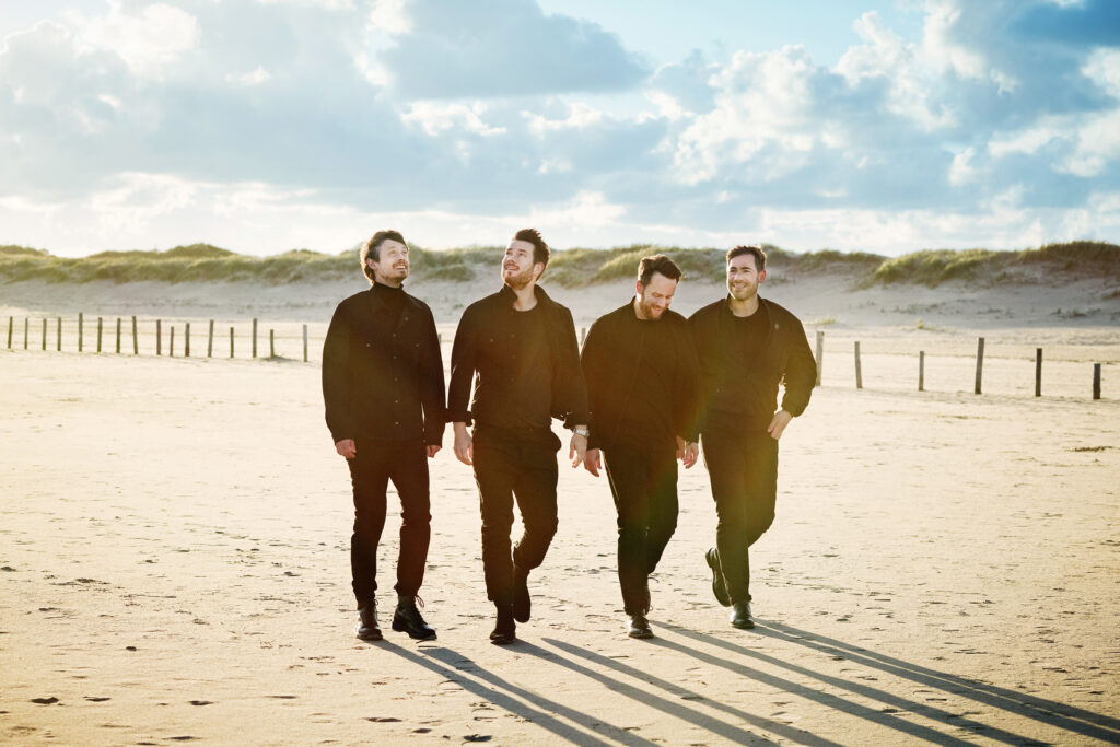 Frontmann Johannes Strate: „Wir haben nicht diese Bon-Jovi-Macke. Nach dem Motto: Das funktioniert, also bringen wir zwanzig Mal in Folge dasselbe Album und dieselbe Single raus.“ © Olaf Heine