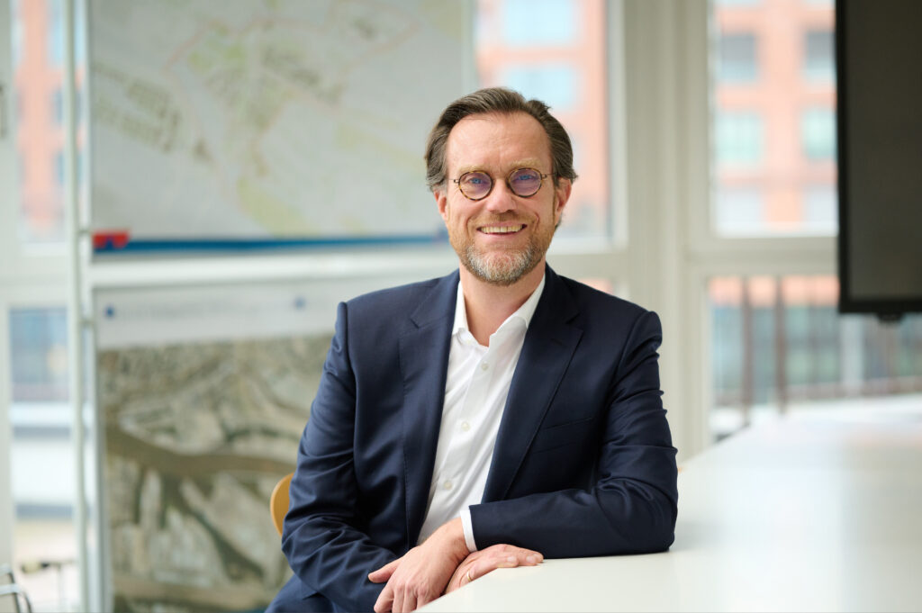 HafenCity-Chef Dr. Andreas C. Kleinau: „Im Großen und Ganzen sind wir bislang gut durch diese Krise gekommen.“ © Catrin-Anja Eichinger